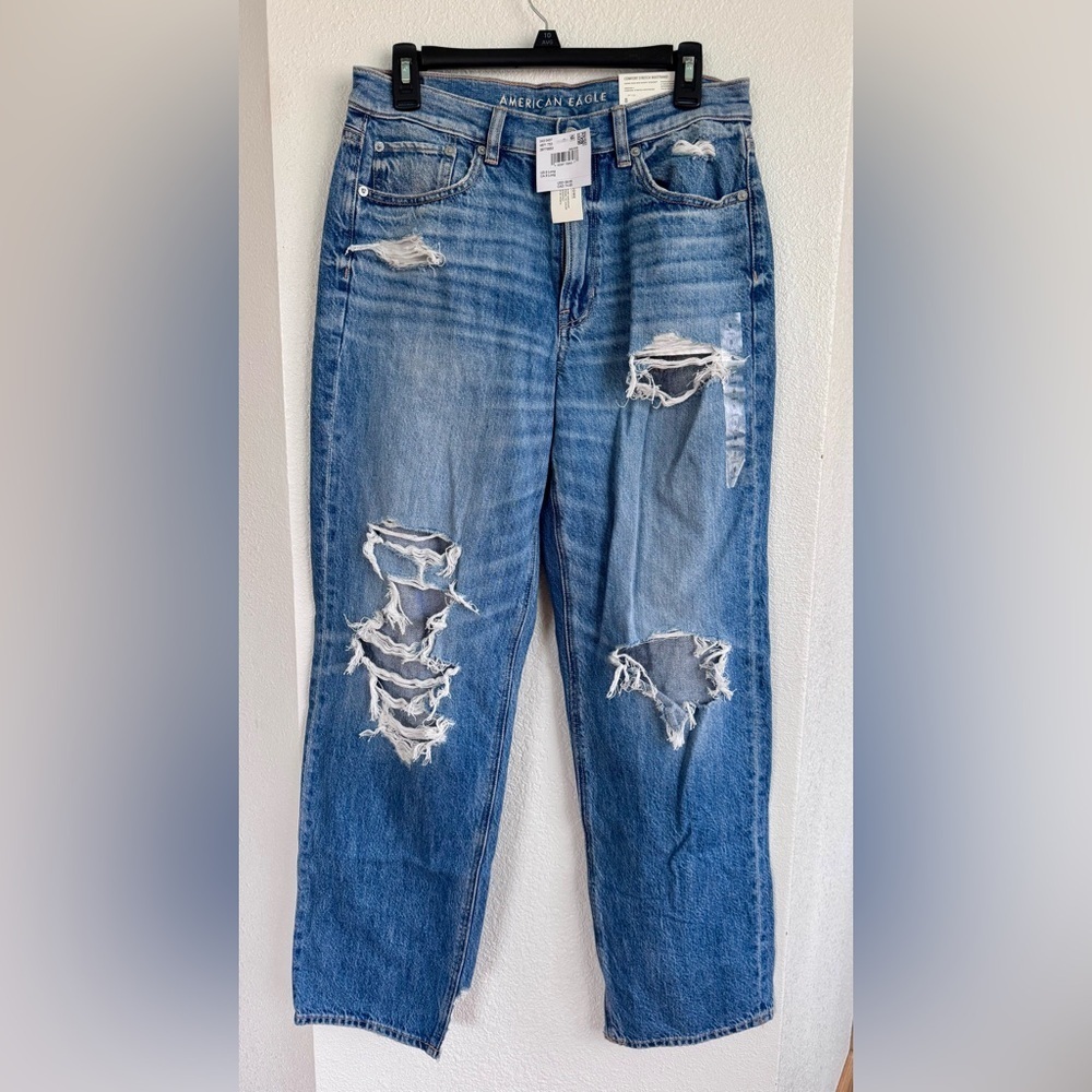AMERICAN EAGLE SUPER HIGH WAISTED BAGGY STRAIGHT JEAN